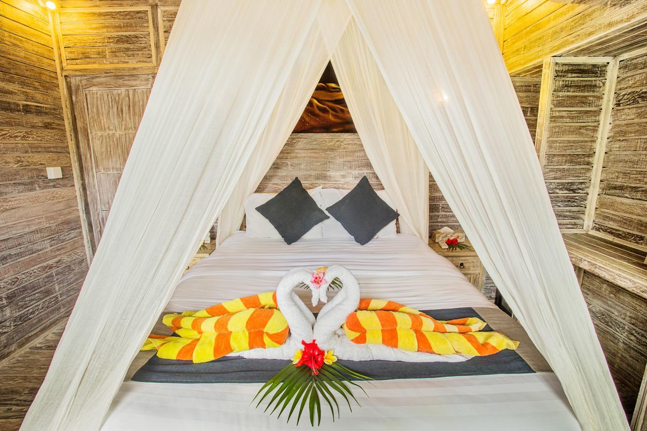The Syron Huts Lembongan Ξενοδοχείο Εξωτερικό φωτογραφία