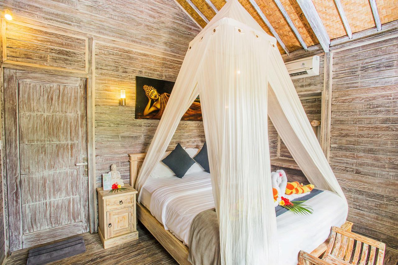The Syron Huts Lembongan Ξενοδοχείο Εξωτερικό φωτογραφία